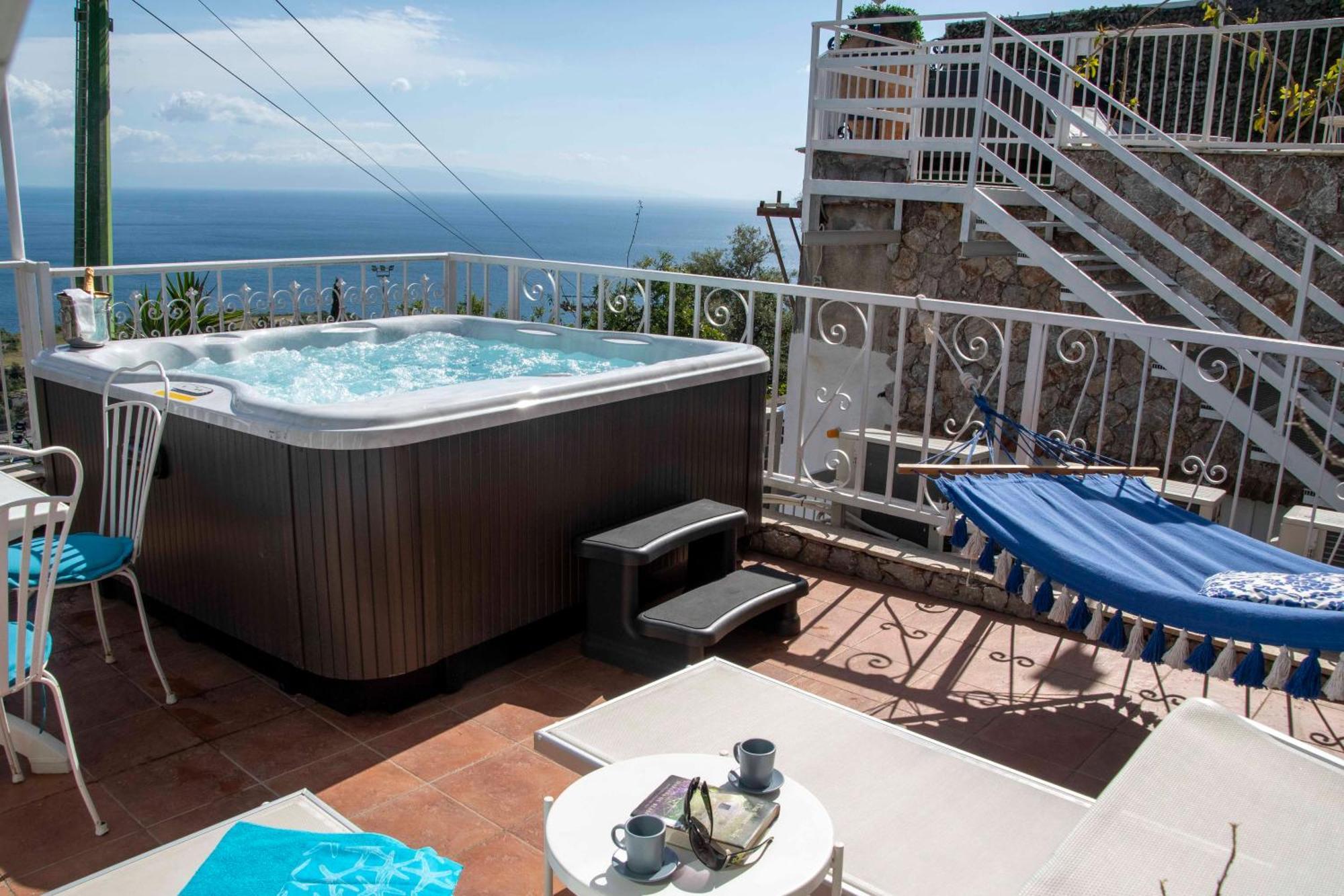 Dream View Suites Taormina Esterno foto
